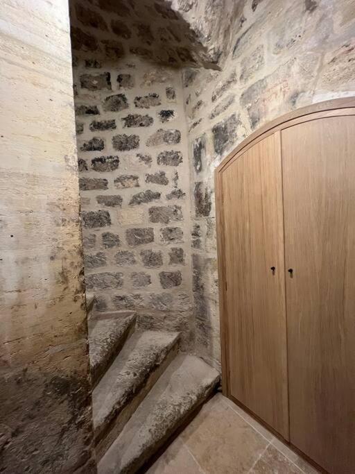 Marais - Unique Duplex Decorated With Taste Apartment Paris Bagian luar foto